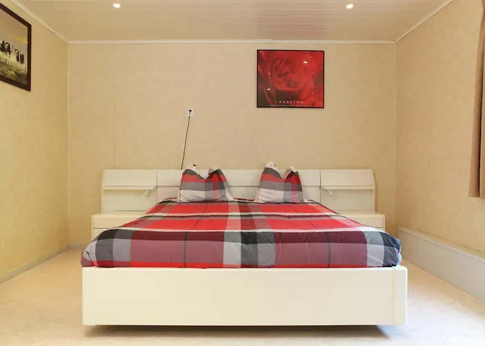 Holiday home In Near Forest Trails Ulicoten