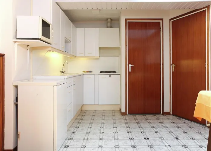 In Near Forest Trails Ulicoten