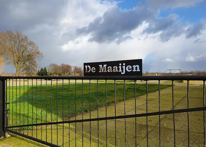 Holiday home In Near Forest Trails Ulicoten