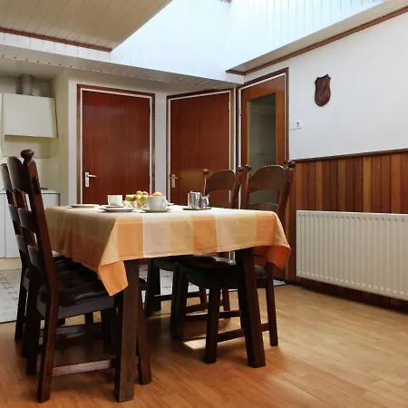 Holiday home Tranquil Near Forest In With Terrace Ulicoten