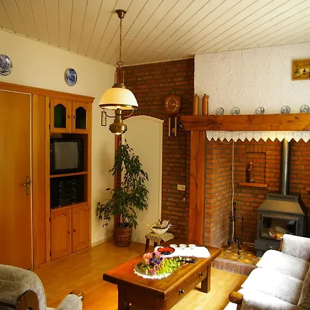 Vakantiehuis In Near Forest Trails *