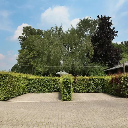 Vakantiehuis In Near Forest Trails *