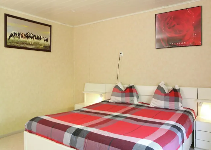 In Near Forest Trails Сasa de vacaciones